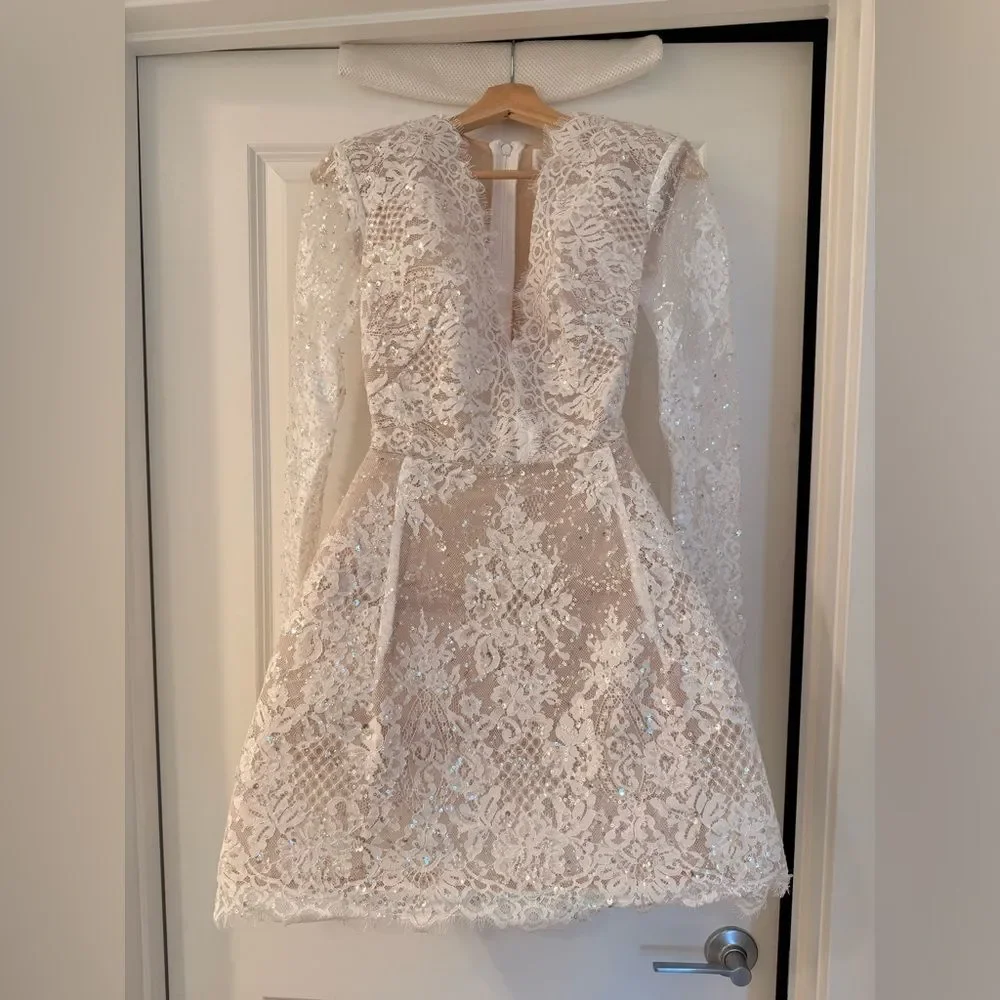 NWOT BRONX AND BANCO Isabella Long Sleeve Mini Dress in White - Picture 7 of 16